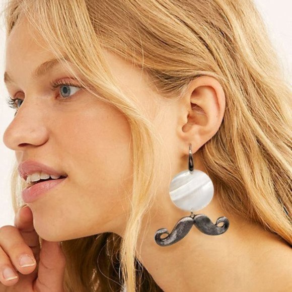 Free Preople Jewelry Silver Earrings Natural Mother of Pearl White Abalone - Picture 1 of 5